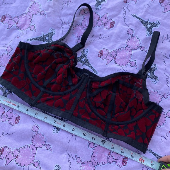 ❤️Mesh black and red velvet hearts bra❤️ - Picture 2 of 11